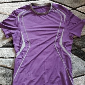 Lululemon T-Shirt Purple